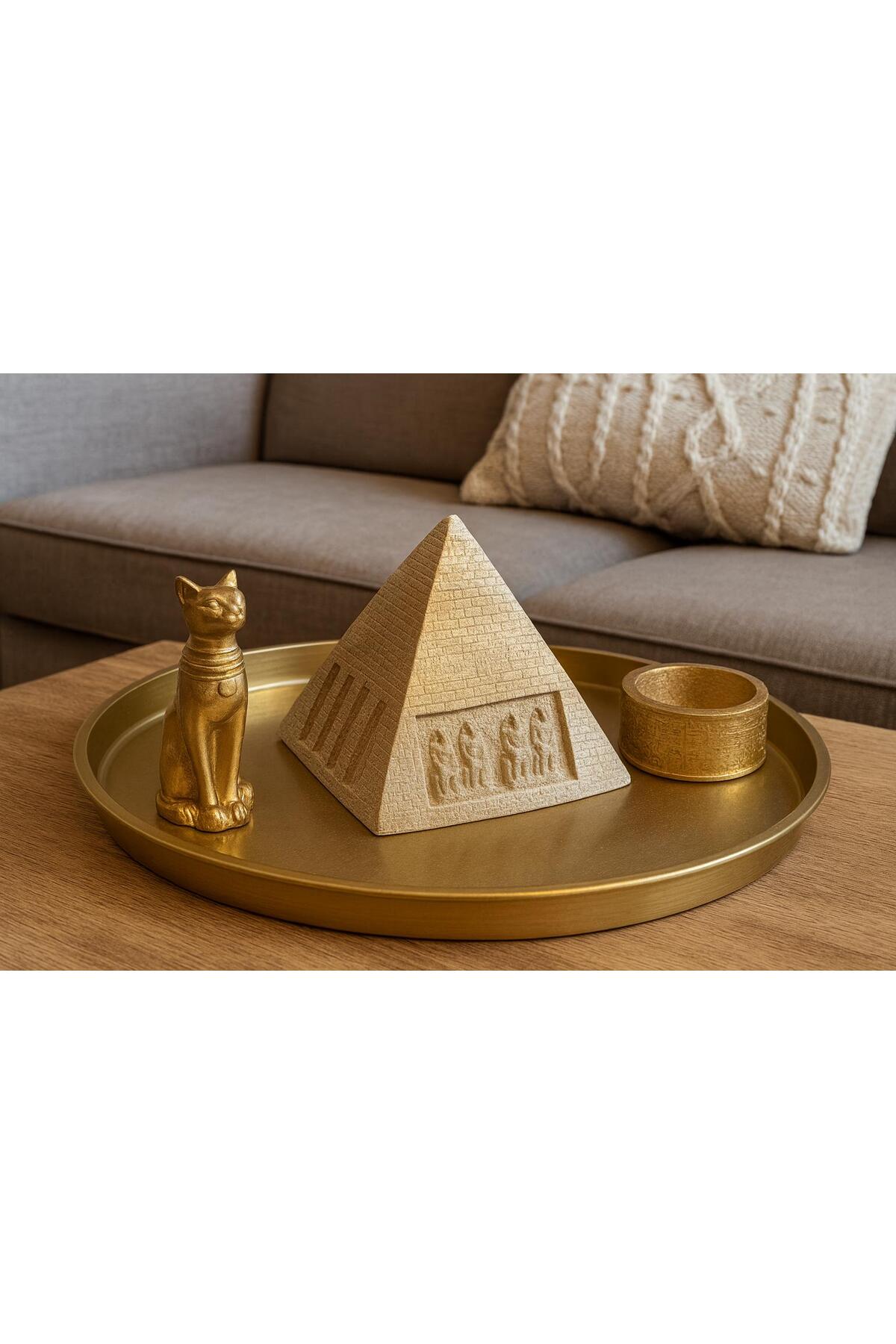 Mısır Piramit Temalı Dekor Seti – Altın Bastet Kedi & Piramit & Kabartmalı Tasarım